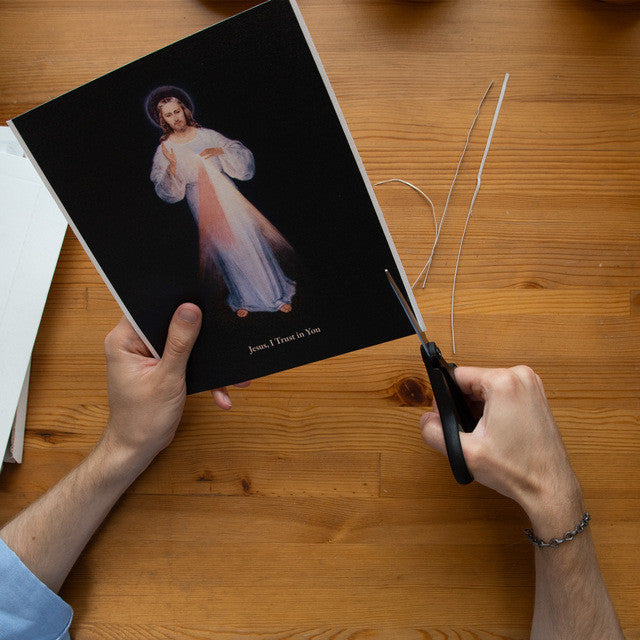 Face of Jesus - Canvas Print - 12" x 18" - Divine Mercy Vilnius